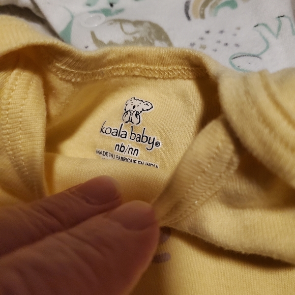 Sleeper/onesie/outfit bundle - Picture 10 of 14